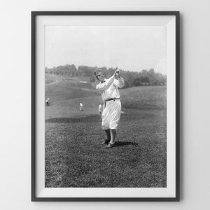 GOLFER IN WHITE 1921 - Vintage Black and White Photo | Vintage Golf Photo | Golf Wall Art | Digital Wall Art | Ralph Lauren Decor