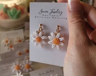 Daisy Earrings Clay Earrings Handcrafted Hypoallergenic Earrings Floral Jewelry Gift For Her Studs Minimalist Earrings Dangle Earrings