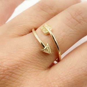 14K Solid Gold Diamond Arrow Ring, Arrow Ring, Yellow Gold Arrow Ring, Diamond Ring, Diamond Jewelry, Arrows Jewelry. GDR80