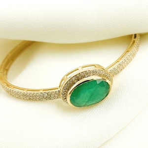 Emerald Gold Bangle, 14k Diamond Bracelet, Dainty Bangle, Solid Gold Bangle, Bangle Bracelet, 30th Anniversary Gift, Emerald Jewelry, KG91