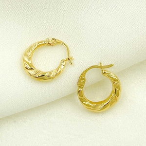 Hohle 14K Gold Twisted Creolen, Damen Gold Creolen, Twisted Hoop Ohrringe, Damen Gold Ohrringe. Bestpreis. GER134