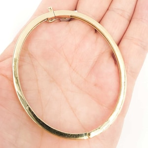 Natural Diamond Solid 14k Yellow Gold Oval Bangle, Flush Set Staggered Diamond Bracelet, Gift Her. KG94