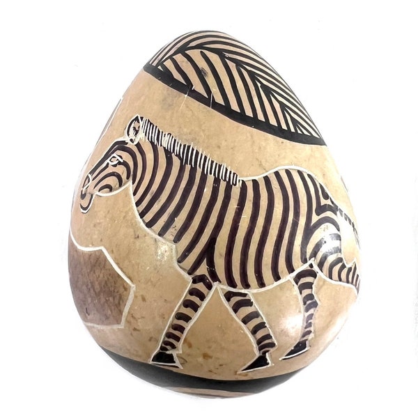 Décor de collection d’œufs en stéatite africain Equus Zebra fait à la main