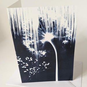 Tarjeta de felicitación de Allium, para cualquier ocasión, de alta calidad y brillo, de mi cianotipo original. Tarjeta de recuerdo enmarcable, interior en blanco y sobres.
