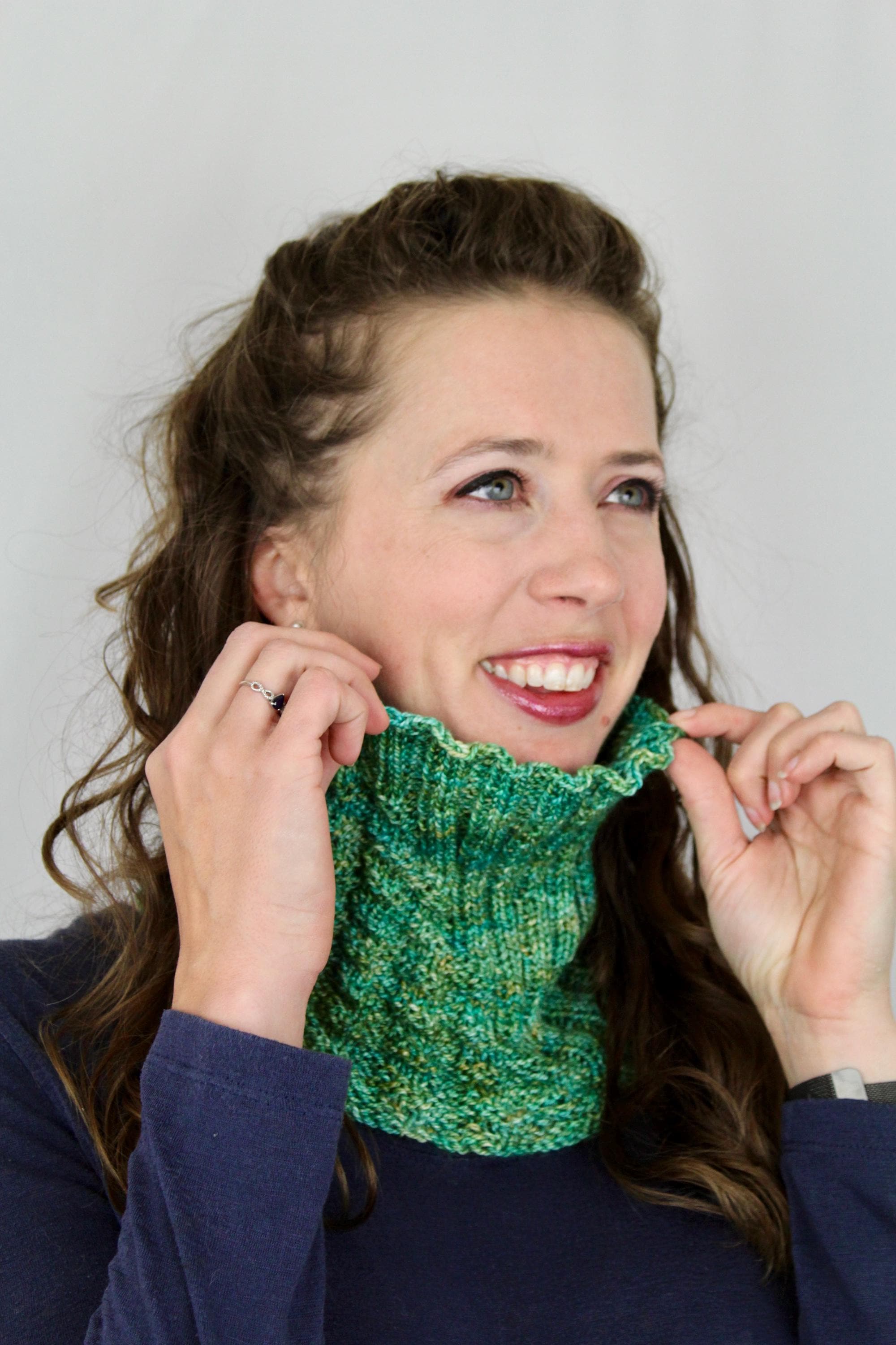 KNITTING PATTERN | Easy Knit Cowl for Beginners | Single Skein Sport or ...