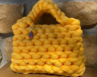 Medium Woven Top Handle Bag