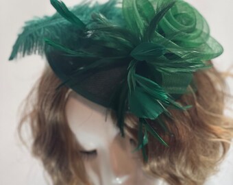 Fascinator verde Vintage inspirado Fascinator sombrero de té sombrero de fiesta elegante sombrero de iglesia Kentucky Derby sombrero de boda elegante sombrero de fiesta fascinador