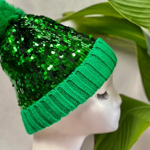 Bling GREEN Sequin Pom Pom Beanie Hat Winter Hat Beanie Hat, Slouchy style beanie. Bling Sequin skull cap Sparkle Pom Pom Beanie Hat
