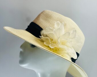 Blumendekor Fascinator Fedora Vintage Hut Teehut Partyhut, Kirchenhut Kentucky Derby Hut Ausgefallener Hut, Hochzeitshut Ballhut Sommer Strandhut