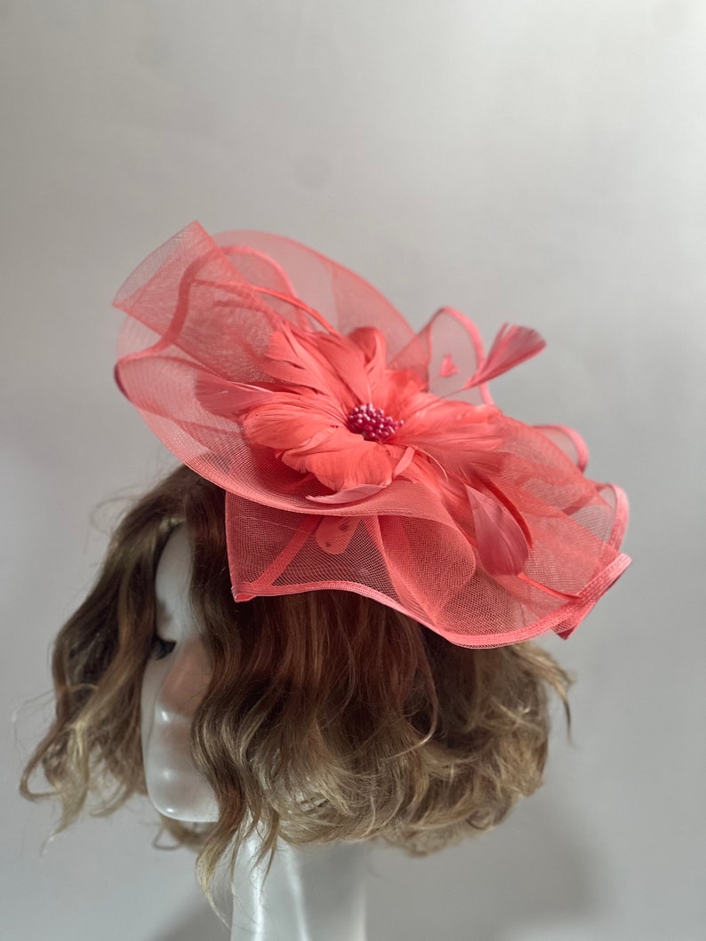 CORAL Fascinator Vintage inspirierter Fascinator Teehut Ausgefallener Partyhut Kirchenhut Kentucky Derby Hut Ausgefallener Hochzeitshut Prom Fascinator Bild 2