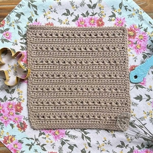 Easy Crossed Double Crochet Dishcloth Pattern: Westwood Dishcloth Pattern (PDF Pattern)