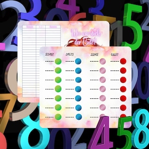 Könnte beinhalten: Zwei weiße Karten mit einem farbenfrohen Hintergrund aus Zahlen. Eine Karte hat ein Raster zum Schreiben, die andere den Text "Wie war noch der Code?" und farbige Kreise in Grün, Blau, Rosa und Rot. Der Hintergrund ist eine Mischung aus bunten Zahlen.