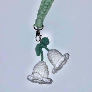 Crochet Flower Keychain, Crochet Lily of The Valley Keychain, Lily of the Valley Keychain, Crochet Keychain, Flower Wristlet Keychain