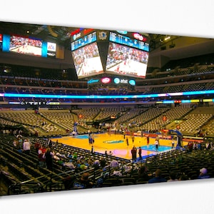Miami Heat American Airlines Arena Canvas Wall Art Decor, Wall Art Wall Decor Room Decor, Home Decor, Movie Poster for Gift READY TO HANG