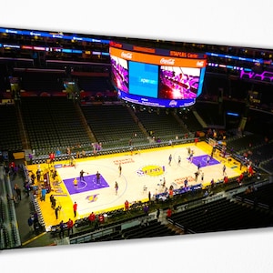 La Lakers Staples Center Canvas, Wall Art Decor, Wall Art Wall Decor Room Decor, Home Decor, Movie Poster for Gift READY TO HANG