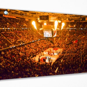 Miami Heat American Airlines Arena Canvas Wall Art Decor, Wall Art Wall Decor Room Decor, Home Decor, Movie Poster for Gift READY TO HANG