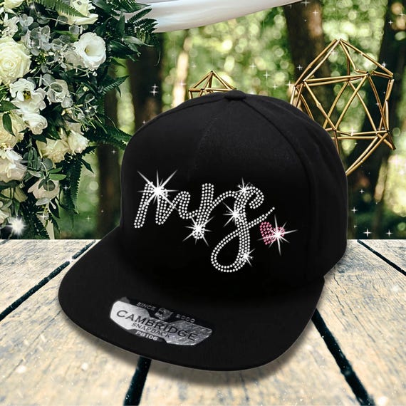 Mrs Rhinestone Snapback Hat: Pink Heart Bride, Bachelorette  display picture 1