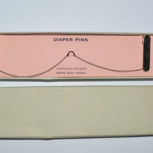 Dritz Baby Safe Diaper Pins, 4 Piece Package, 2 Blue 2 Pink