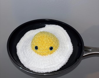 Handmade Amigurumi Fried Egg Plush – Crochet Food Toy, Kitchen Decor