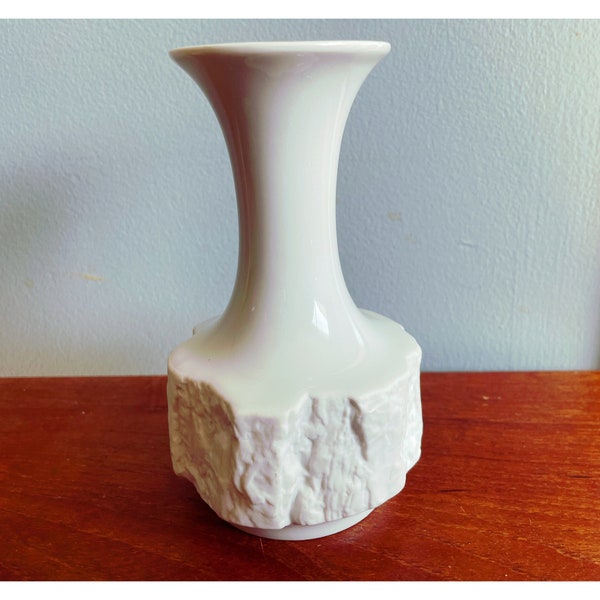 Vase Bareuther Bud, vase blanc texturé écorce ou roche, Waldssessen, Bavière, Allemagne, motif 214