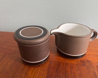 Hornsea Pottery Contrast Milk Jug & Covered Sugar Bowl Set, Vintage 1970s British Ceramic Dishes