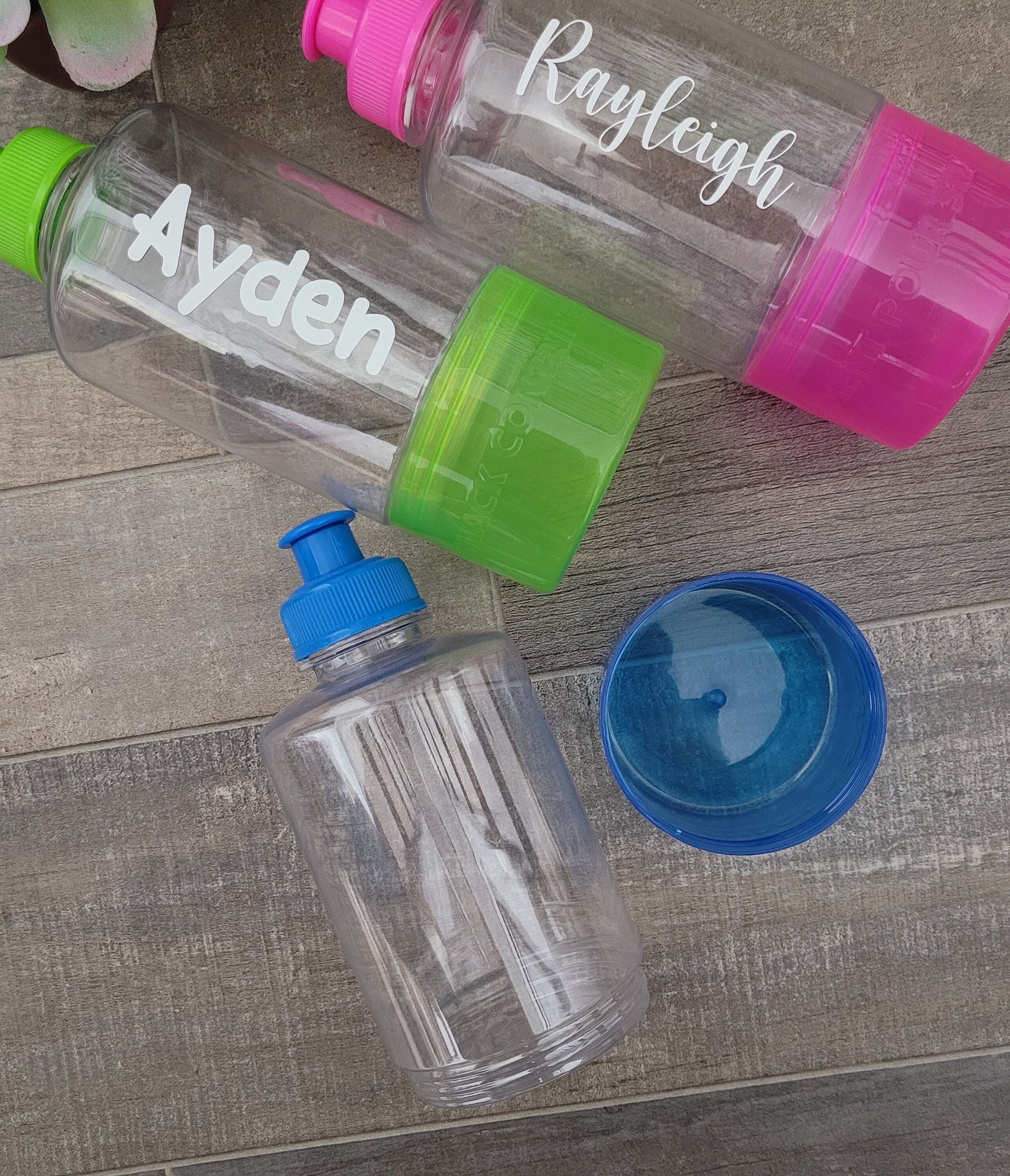Kid's Snack Water Bottle / Kid's Water Bottle / Snack Compartment Cup /  Personalized Snack Bottle / Monogramed Snack Bottle / Snack & Go Cup 