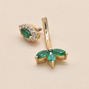 Natural Emerald Belly piercing, belly button, belly ring, diamond navel piercing, emerald halo diamond navel piercing, gold belly screw back