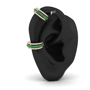 Hélice de cartilagem de ouro esmeralda / Argola de piercing de orelha minimalista delicada / Argola de piercing de orelha de concha de ouro esmeralda / Joia de concha Huggie de cartilagem