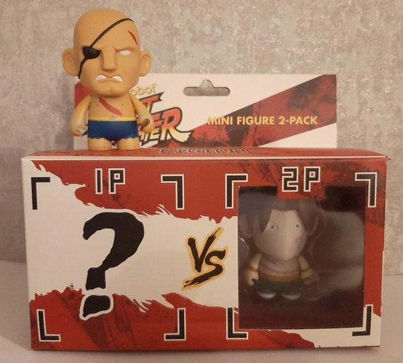 Street Fighter: Mini Action Figure - ??? Vs. Vega (Mini 2-Pack