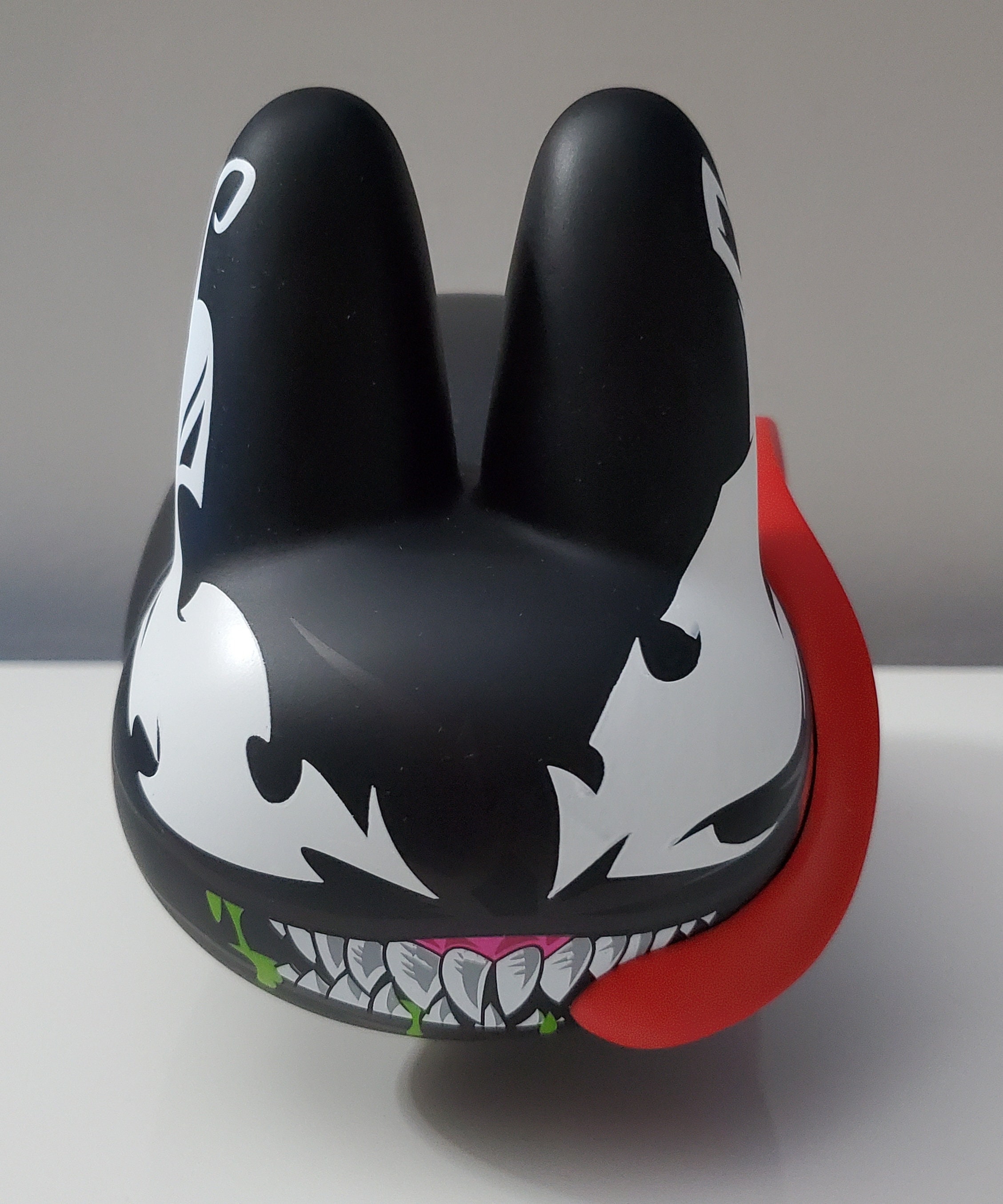 アメコミ KIDROBOT MARVEL LABBIT Kidrobot X Marvel Venom Labbit 7 Inch Vinyl Figure - Etsy