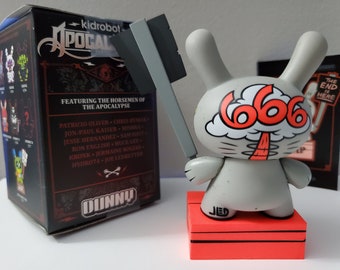 Joe Ledbetter Dunny Art Toy: Monochrome 