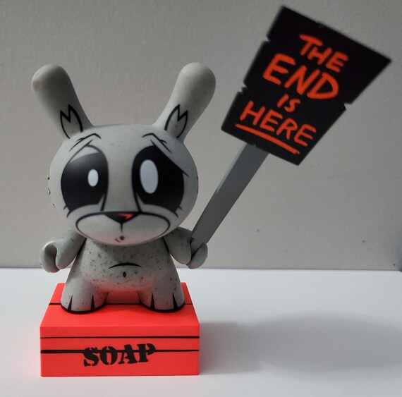 Joe Ledbetter Dunny Art Toy: Monochrome 