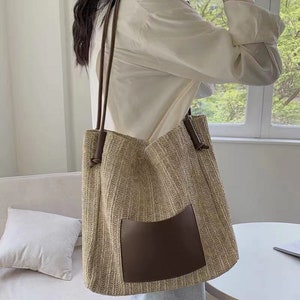 ins retro woven tote bag,holiday style straw woven bag, shoulder bag, large capacity shopping bag ,beach bag,small bag inside.