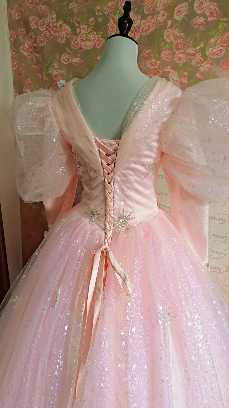 blush pink wedding dresses Gorgeous Light Floral Lace Illusion Bateau Mermaid Dress Size:15 32/33 details:Pleated Pin by LadyDiamond on