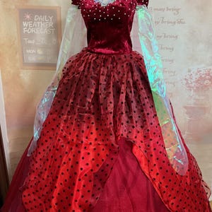 green emerald velvet dress Bandai Miraculous Ladybug & Cat Noir Marinette Ball Gown Fashion Doll