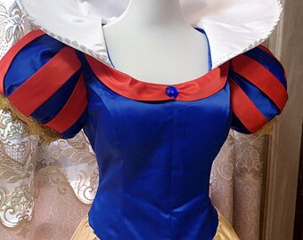 クラシカルな白雪姫のコスチューム 白雪姫のドレス