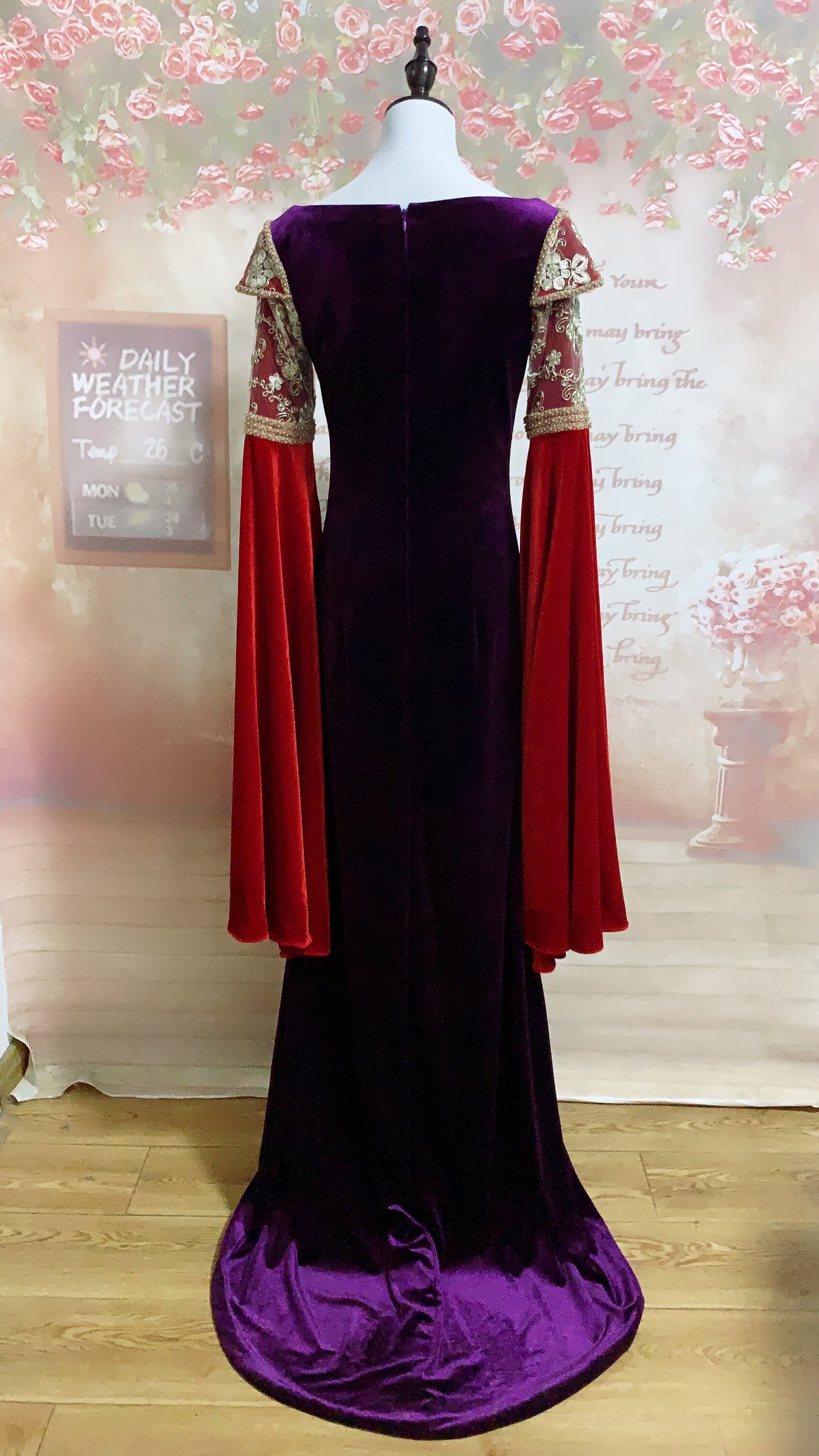 purple bridesmaid dresses long Lila Charming Sleeves Floor Length Chiffon Dresses, Lilac Long Sleeve Hottest Mini Cut Out Dresses length silhouette Size:40.5