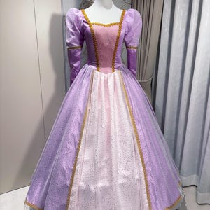 barbie rapunzel purple dress Barbie Rapunzel dress #barbie #barbiecosplay #barbiedoll #barbiestyle #barbiecostume #barbiedress #barbieofswanlake #swanlake #barbieodette #cosplay # #princesscosplay #princessdress #barbieanneliese #barbierapunzel #barbieerika #barbieannika