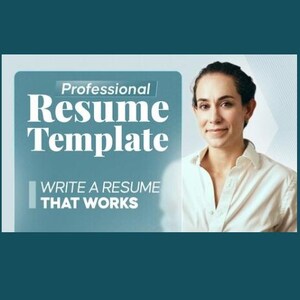 Op de afbeelding: Een blauwe en witte afbeelding met de tekst "Professional Resume Template" en "Write a Resume That Works". Een vrouw met bruin haar glimlacht naar de camera.