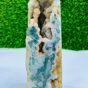 198 MM Large Moss Agate Tower/Druzy Moss Agate Tower/Druzy agate/Crystal Tower/Moss agate Druzy Tower/TreeAgate/ Mocha Stone