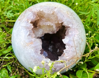 Esfera grande de ágata musgosa druzy de 150 mm: cristal de geoda único