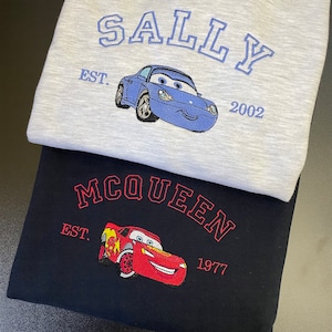 Sudadera de Cars de McQueen / Sudadera de Sally / Regalo de Disney / Sudadera con capucha bordada de Mater / Regalo para un fan de McQueen / Sudadera bordada de Cars de Disney