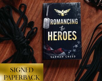 Livre de poche signé Romancing the Heroes collection - 4 SEALs Reverse Harem dans cette collection