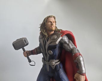 Thor från The Avengers V2 (3D-printad och målad resinfigur)