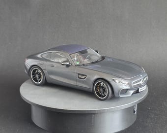 Modelo de coche Mercedes AMG GT a escala 1/24