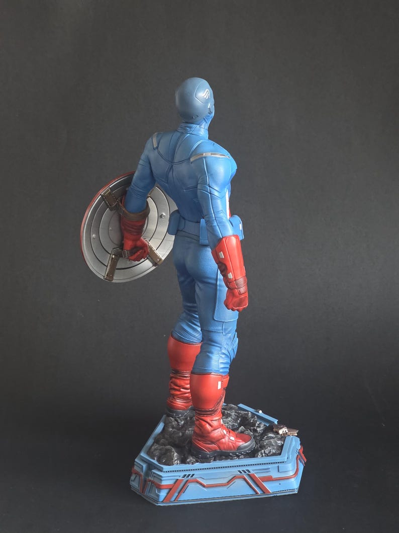 Kapten Amerika från The Avengers (3D-printad och målad resinfigur) bild 3