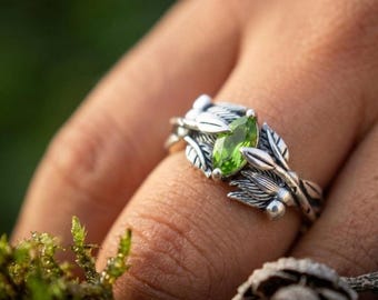 Peridot Vine Ring, 925 Sterling Silver, Handmade Nature-Inspired Leaf Jewelry