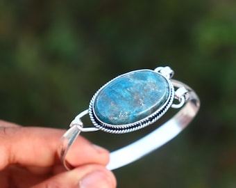 Natürlicher blauer Apatit Stein Armreif | Oval Cabochon 925 Silber Armspange | Verstellbares Heilstein-Armband