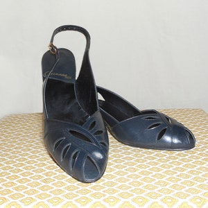 Caressa Sling Navy 9N
