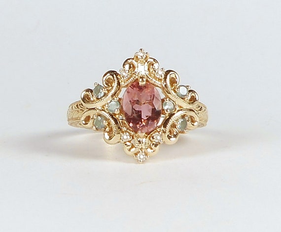 14K Victorian Style Ring - image 4